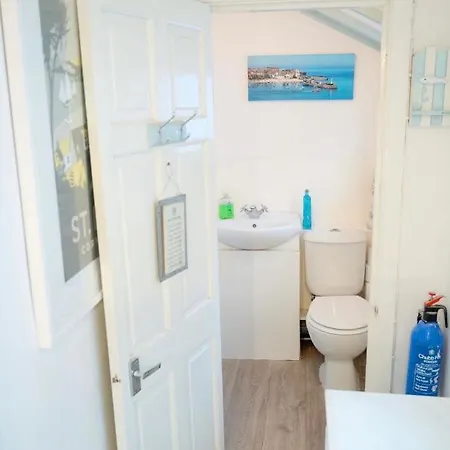Holiday home Sunnyside - Back Road East - Sleeps 4