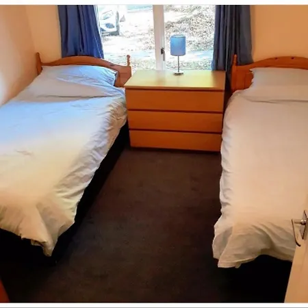 New 3bd Swiss Style Chalet Village St Ives (Cornwall)