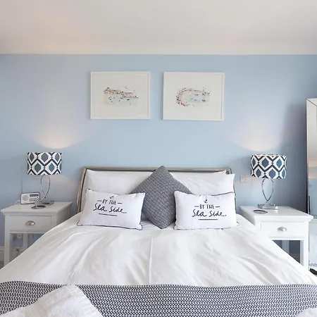 Apartment Ivory