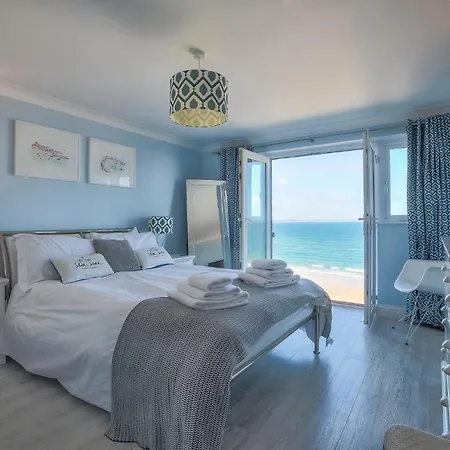 Apartment Ivory