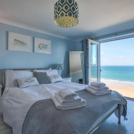 Ivory St Ives (Cornwall)