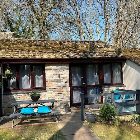 Cosy 2bd Chalet Holiday Village Chalet