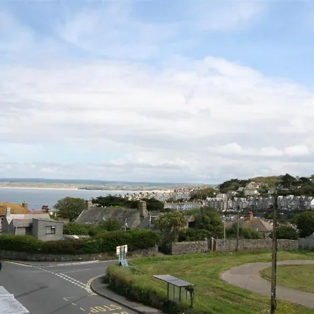 Flat 4 Whiterock * St Ives (Cornwall)