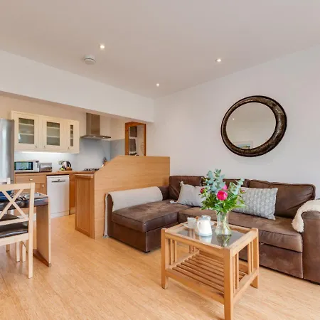 Holiday home Black Rock House