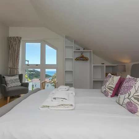 Apartment 7 Sandy Lane *