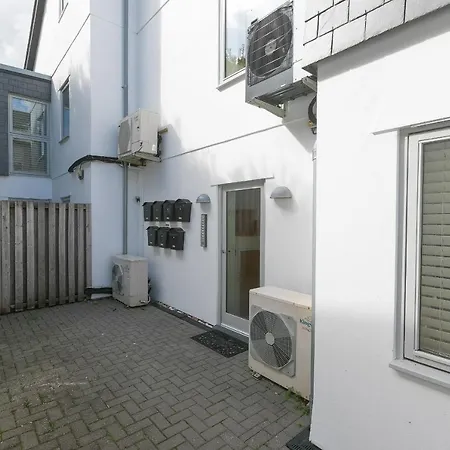 Apartment 7 Sandy Lane