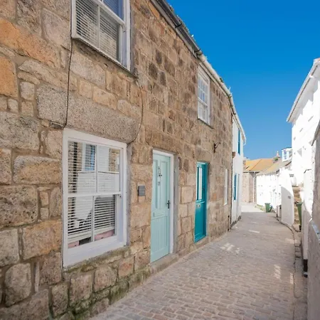Old Arch Cottage, The Digey, Holiday home *