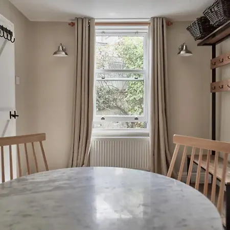 Entire Cottage, St Ives, Cornwall, A Few Mins Walk To Beaches Holiday home