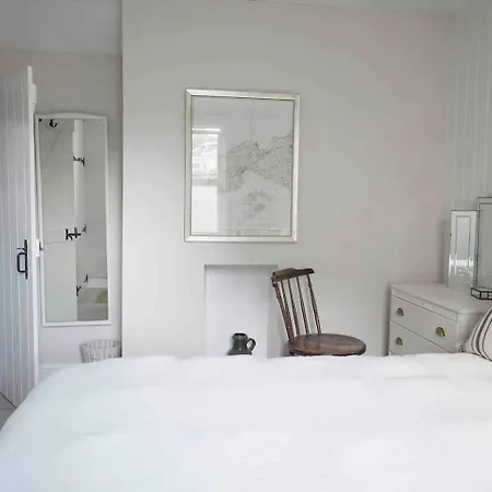 Entire Cottage, St Ives, Cornwall, A Few Mins Walk To Beaches *