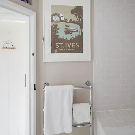 Entire Cottage, St Ives, Cornwall, A Few Mins Walk To Beaches * St Ives (Cornwall)