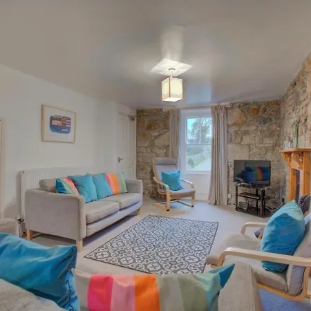 Holiday home Neptune Burrow Road