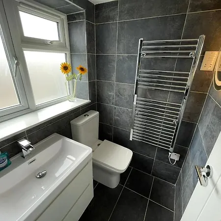 Island View - 3 Bedroom - 40m To Porthgwidden - Sleeps 7 - Inc Free Parking * St Ives (Cornwall)