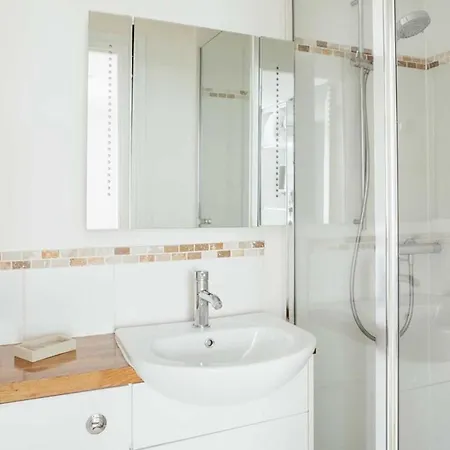 Apartment 10 Fernlea Court St Ives (Cornwall)