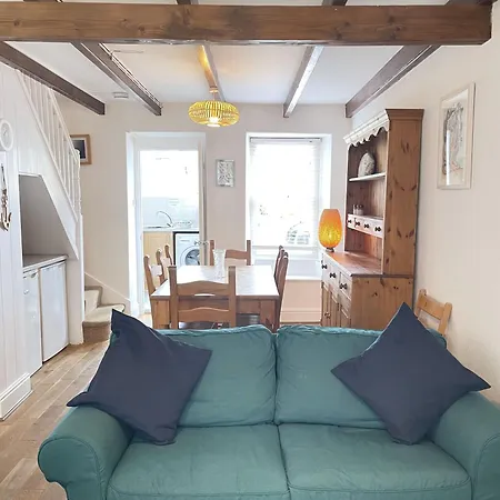 Silver Seahorse A Classic Fishermans Holiday home