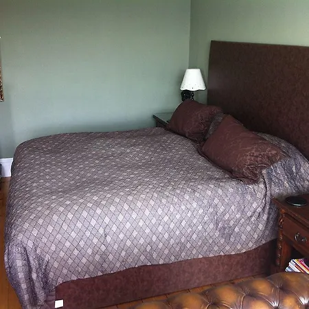 Primrose House 3*