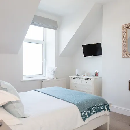 3 Porthminster Bed & Breakfast
