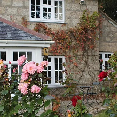 Bed & Breakfast Coombe Farmhouse