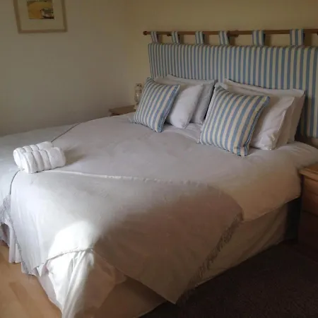 Buthyn Dowr Farmhouse Bed & Breakfast St Ives (Cornwall)