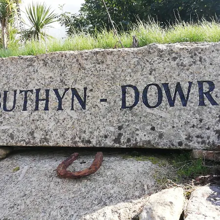 Buthyn Dowr Farmhouse