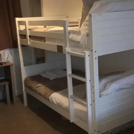 Uplands Bed & Breakfast *