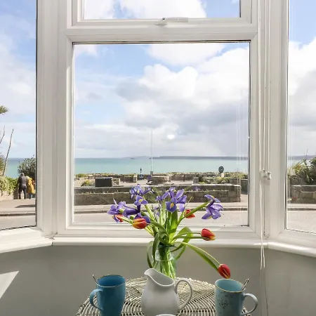 Holiday home Admiral's View *