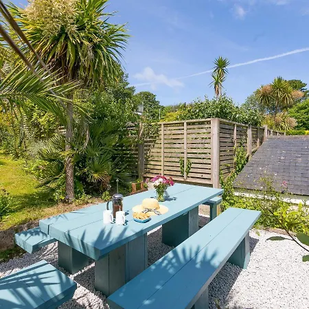 6 Albany Terrace * St Ives (Cornwall)
