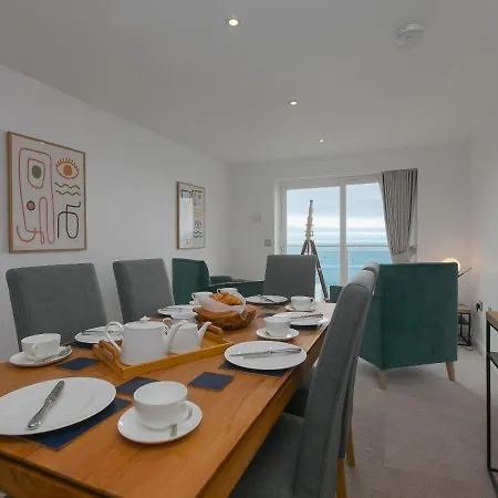 Apartment Horizon