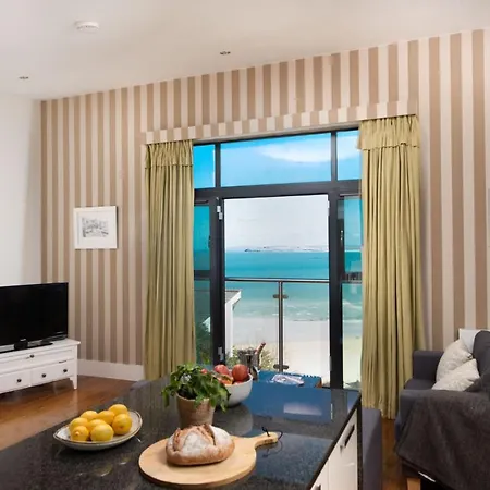 3 Porthminster Mews Apartment