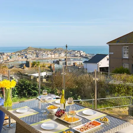 Summer Salt St Ives (Cornwall)