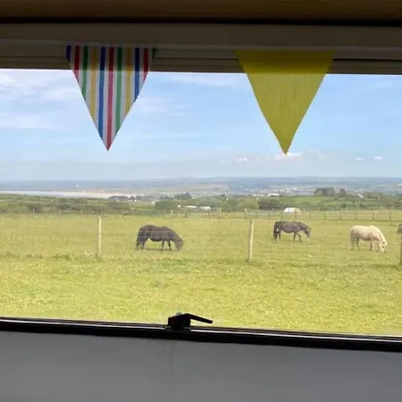 Lily Cosy Campervan With Sea Views & Amazing Sunrises Campsite St Ives (Cornwall)