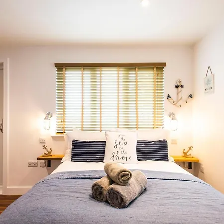 The Lighthouse Penthouse, And Apartment St Ives (Cornwall)