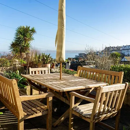 Tregarth St Ives (Cornwall)