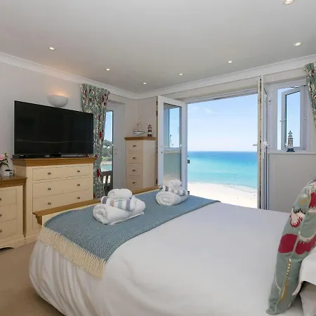 Apartment Surf And