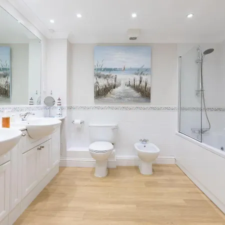 Surf And Apartment *