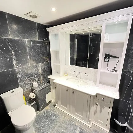 Lews Lookout Holiday home *