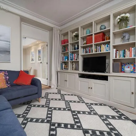 Holiday home Tregarth