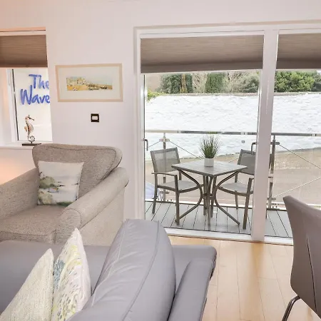 Apartment The Waves