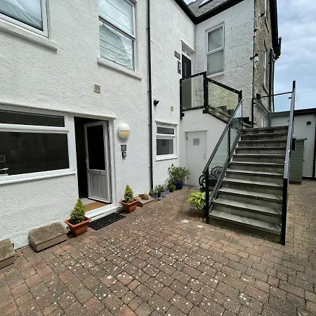 Penryn Holiday home