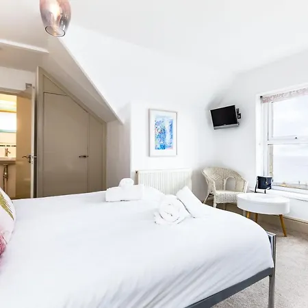 Orla-mo Victorian Captains House,st Ives,cornwall,sleeps10-15,parking4cars,refurb2022 St Ives (Cornwall)
