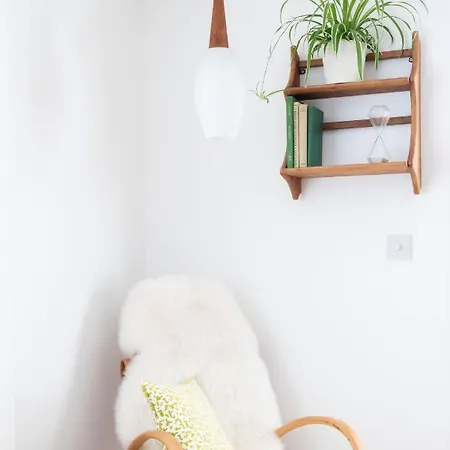 Sands And Samphire Apartment