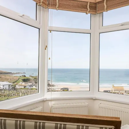 Porthmeor House * St Ives (Cornwall)