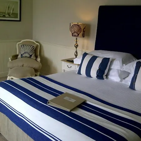 Headland House Luxury 4*