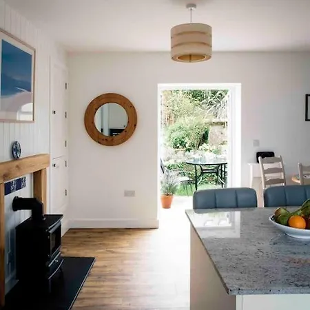 Apartment Spacious Flat Former Farmhouse, Parking