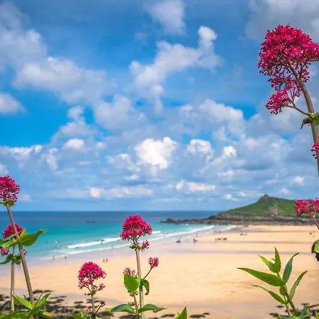 Blue Horizon * St Ives (Cornwall)