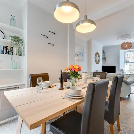 Sea-esta Holiday home *