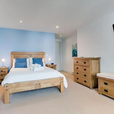 Flat 1 Porthmeor Holiday home
