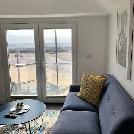 Modern With Stunning Views! St Ives (Cornwall)