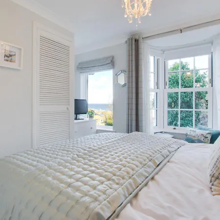 Hebe Holiday home