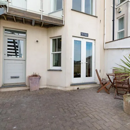 Flat 1 Porthmeor *