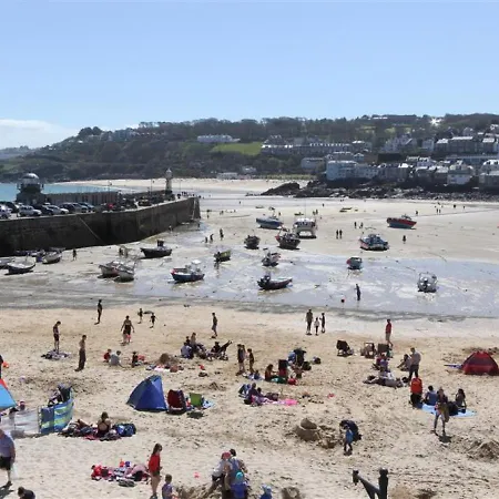 Upper Chy Rosewarne The Wharf Holiday home *